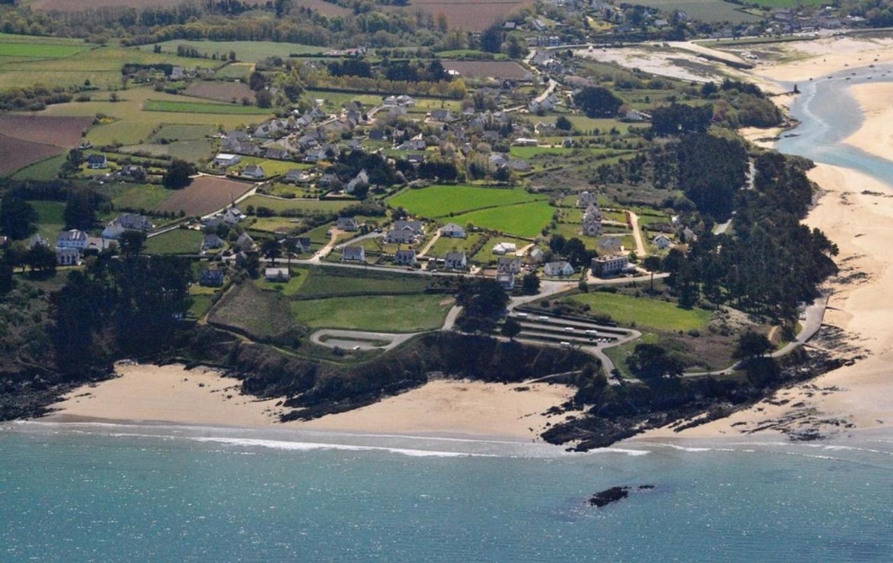 Les Hortensias grande tente familiale deux chambres et séjour vue mer sur camping nature Plestin-les-Grèves Extérieur photo