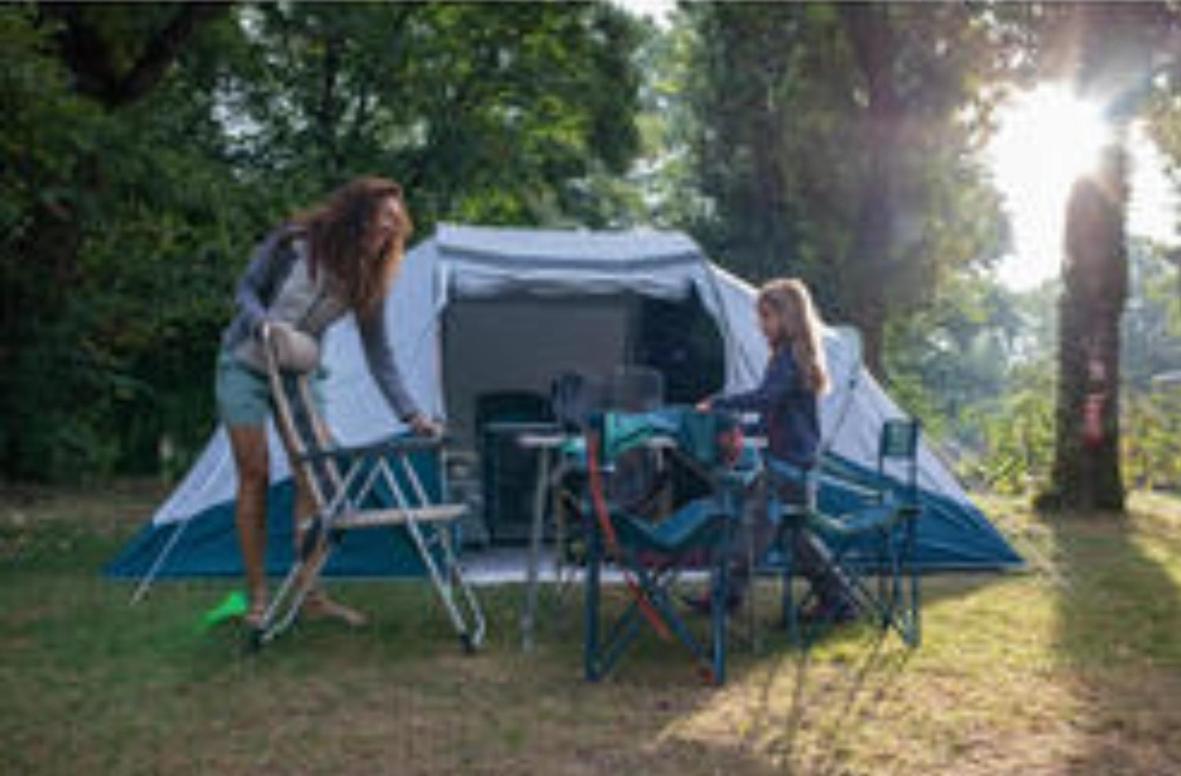 Les Hortensias grande tente familiale deux chambres et séjour vue mer sur camping nature Plestin-les-Grèves Extérieur photo